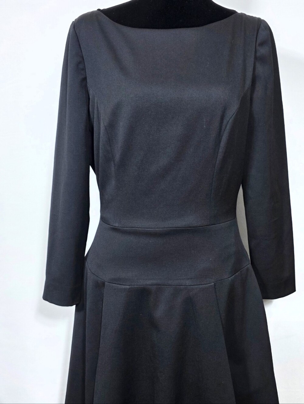 Carolina Herrera Black Fit-and-Flare Midi Dress